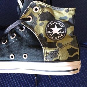 Camo Converse 😍🤘🏼